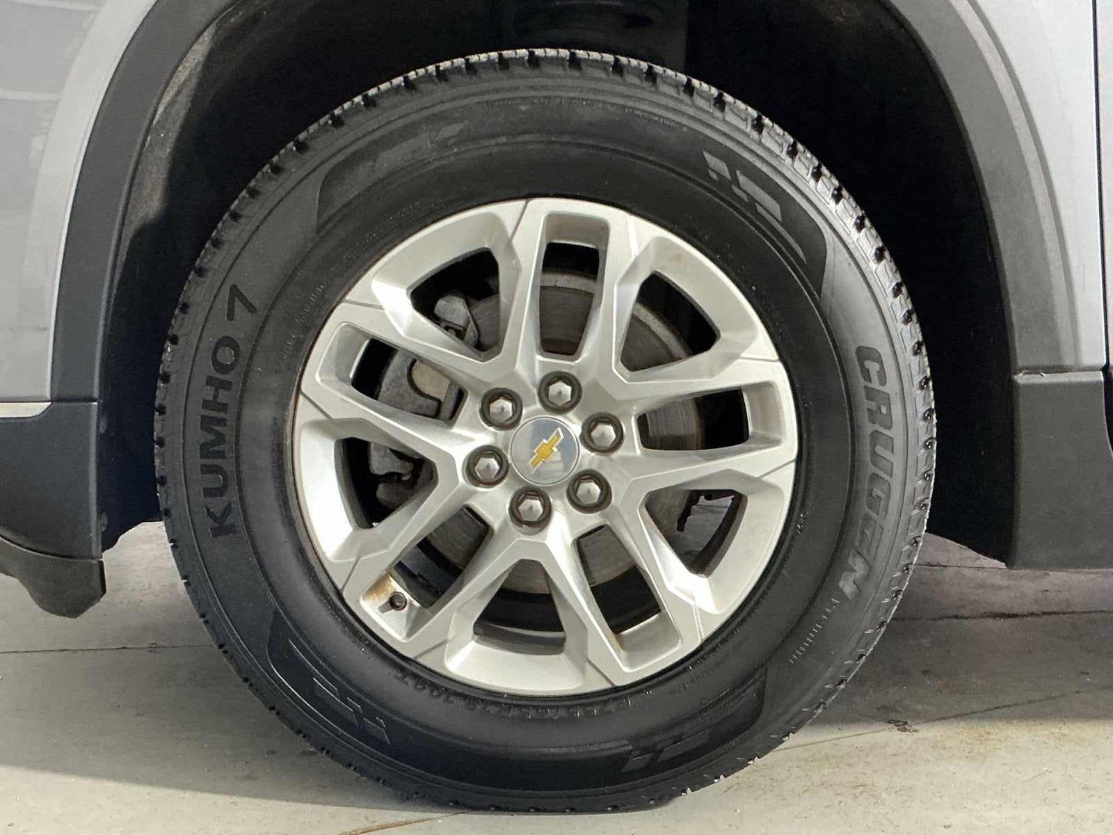 2020 Chevrolet Traverse LT Cloth