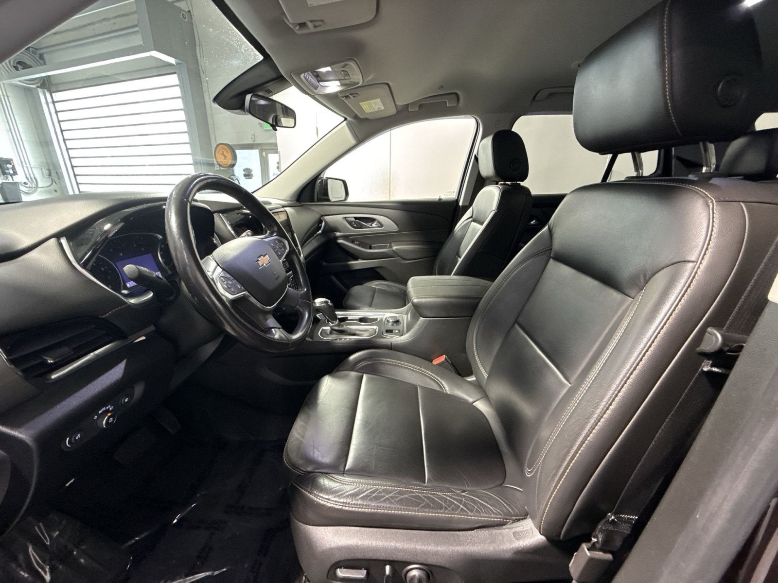 2020 Chevrolet Traverse LT Leather