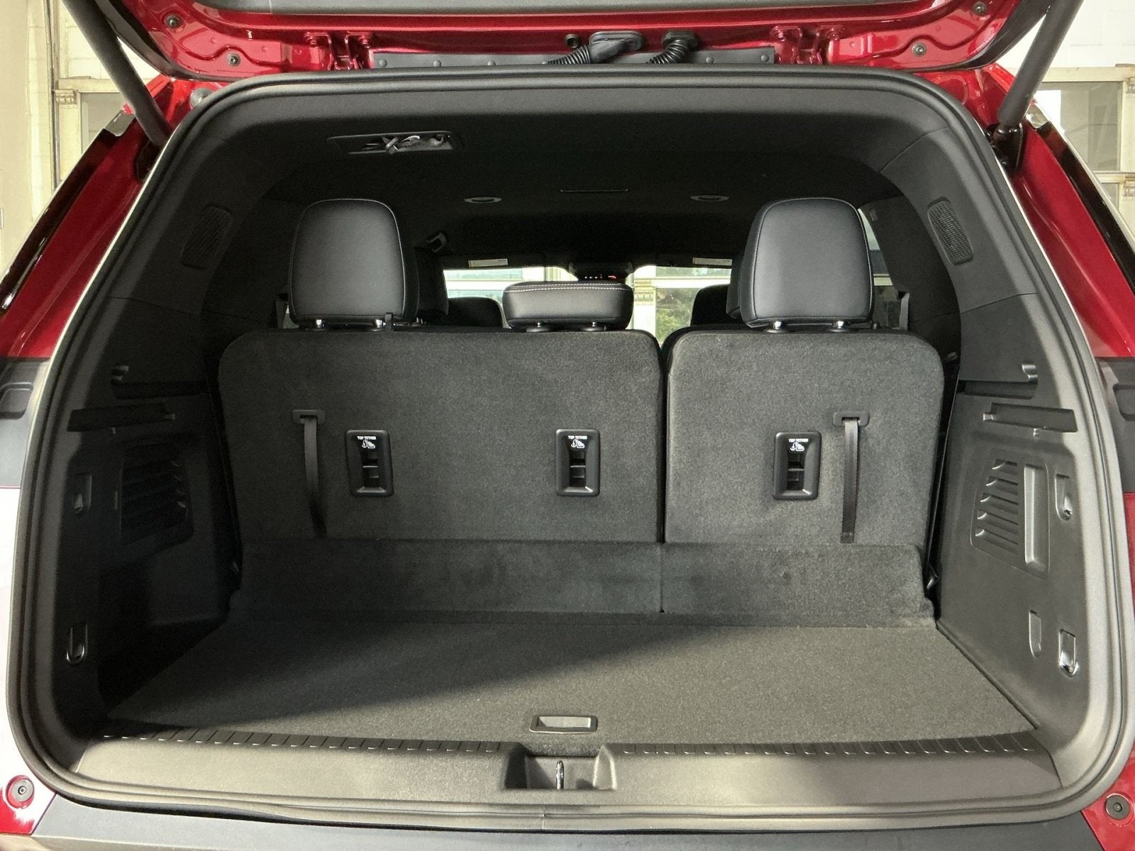 2026 Chevrolet Traverse LT - Photo 23
