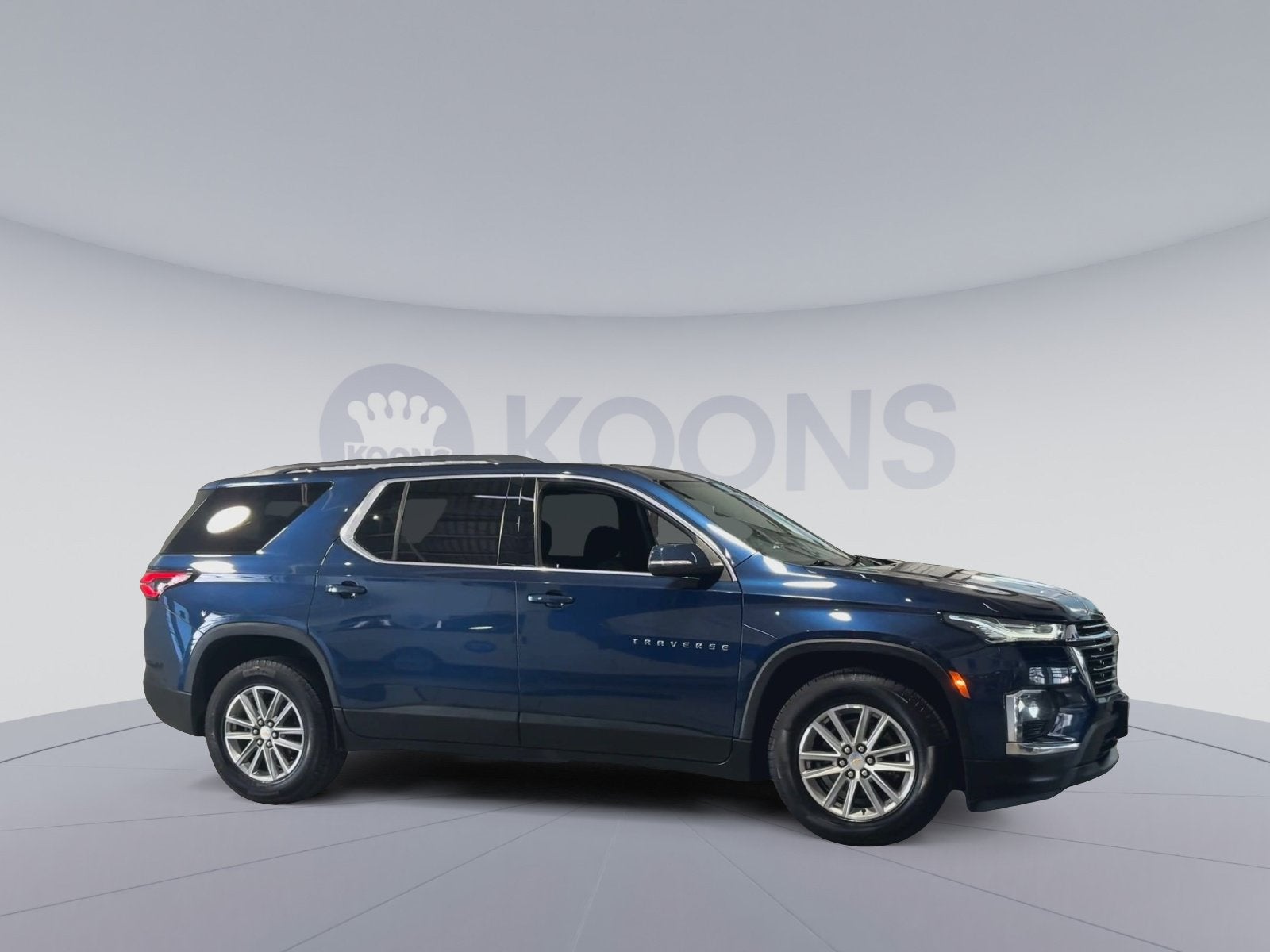 2022 Chevrolet Traverse LT Cloth