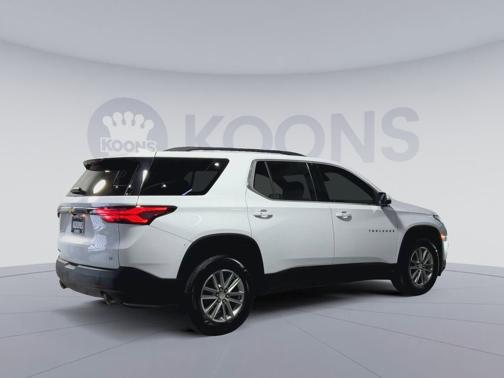 2023 Chevrolet Traverse LT Cloth