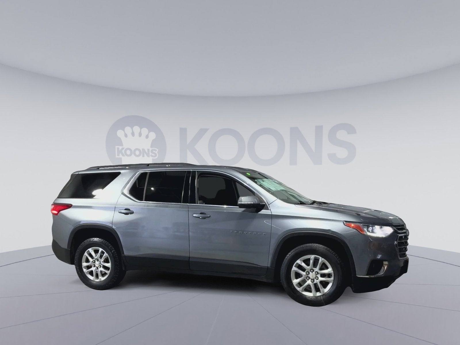 2021 Chevrolet Traverse LT Cloth