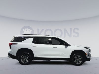 2025 Chevrolet Traverse LT