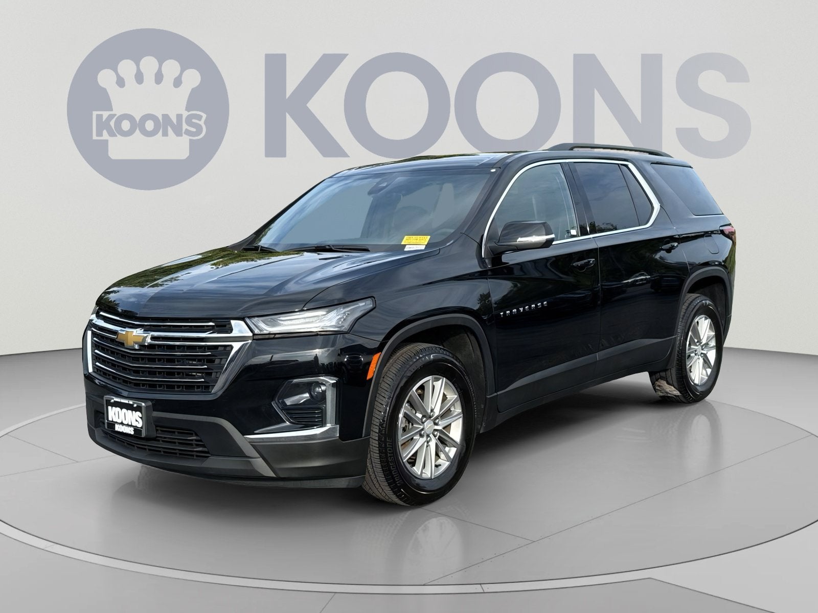 2023 Chevrolet Traverse LT Leather