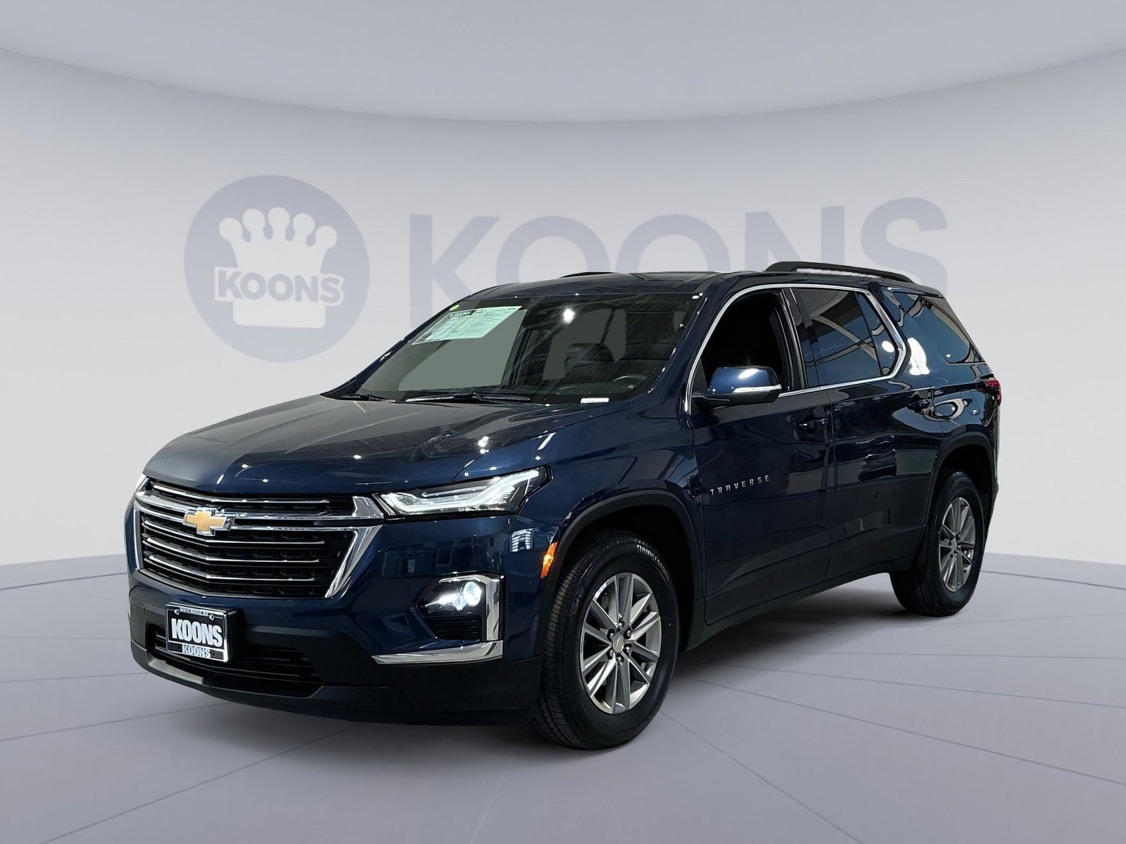 2023 Chevrolet Traverse LT Leather