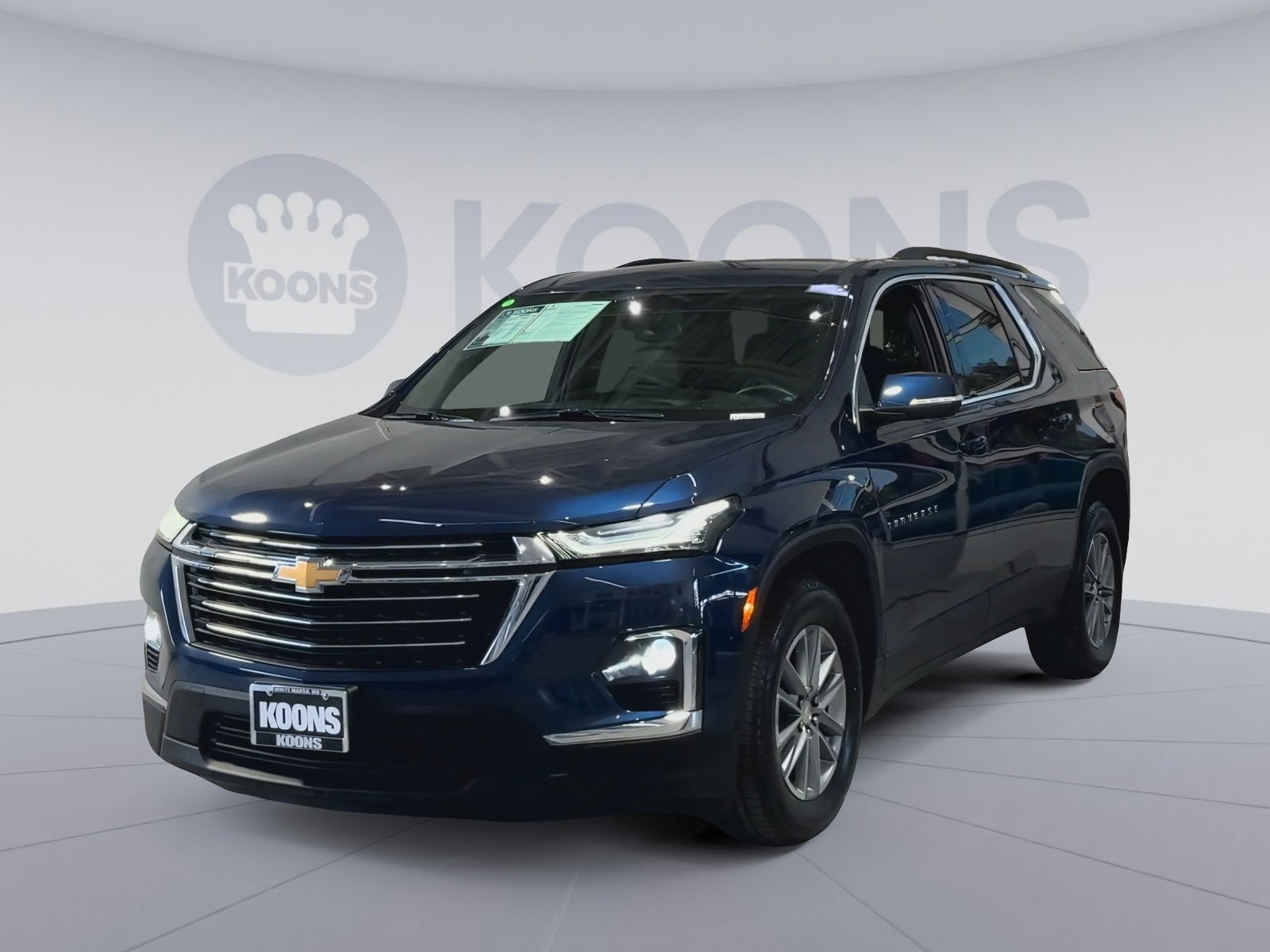 2023 Chevrolet Traverse LT Leather