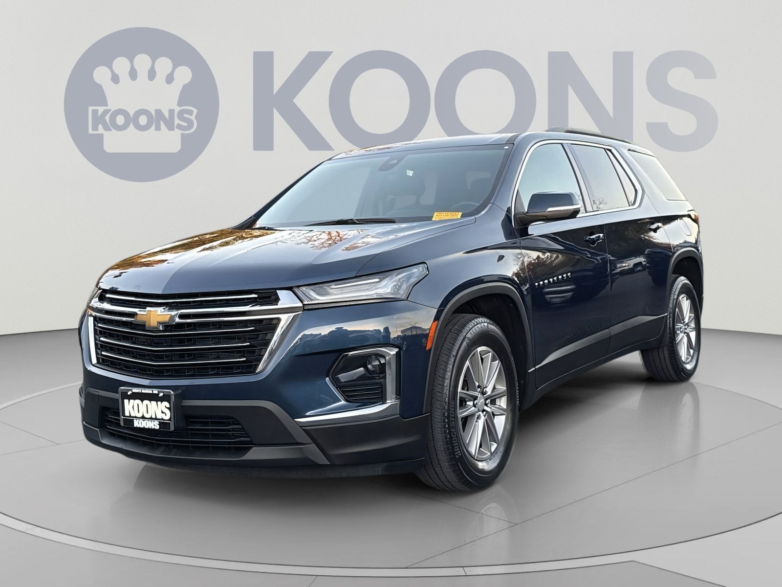 2023 Chevrolet Traverse LT Leather