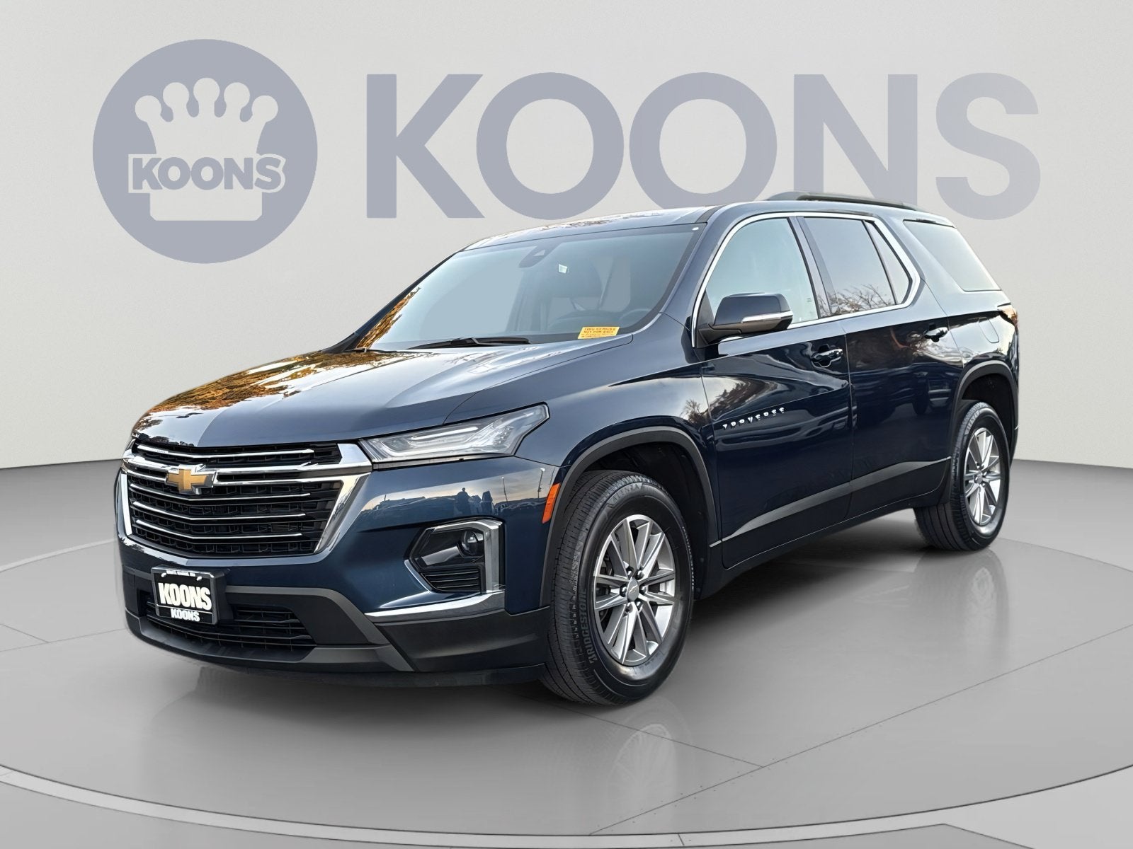 2023 Chevrolet Traverse LT Leather