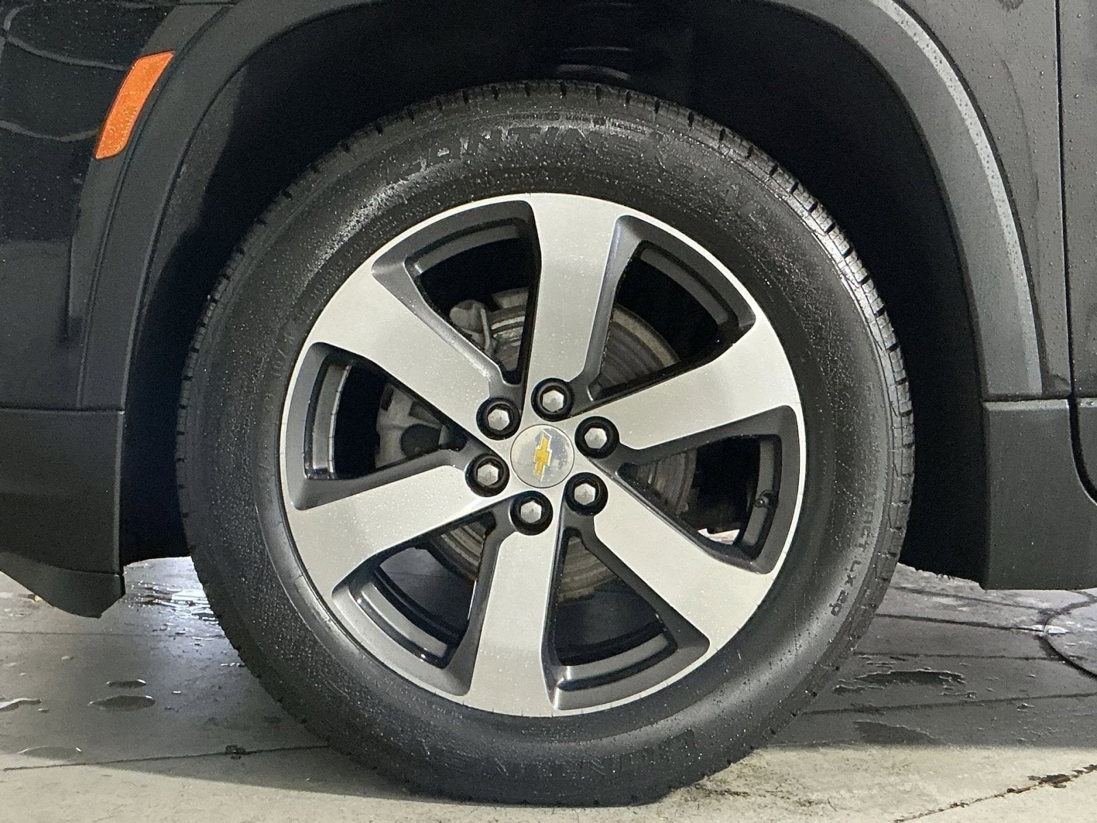 2022 Chevrolet Traverse LT Leather