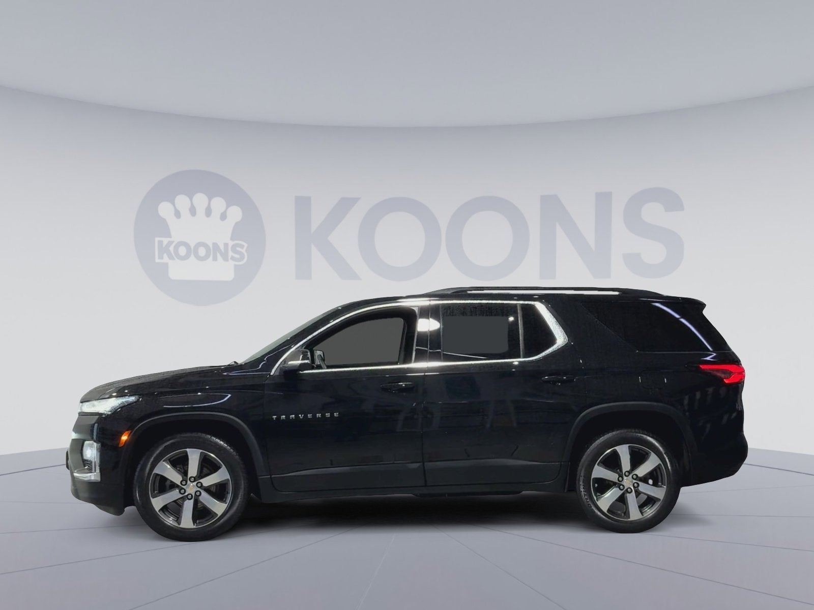 2022 Chevrolet Traverse LT Leather