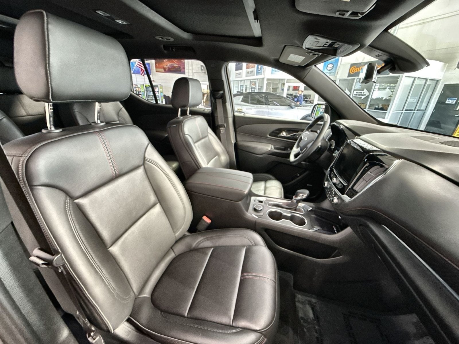 2023 Chevrolet Traverse RS