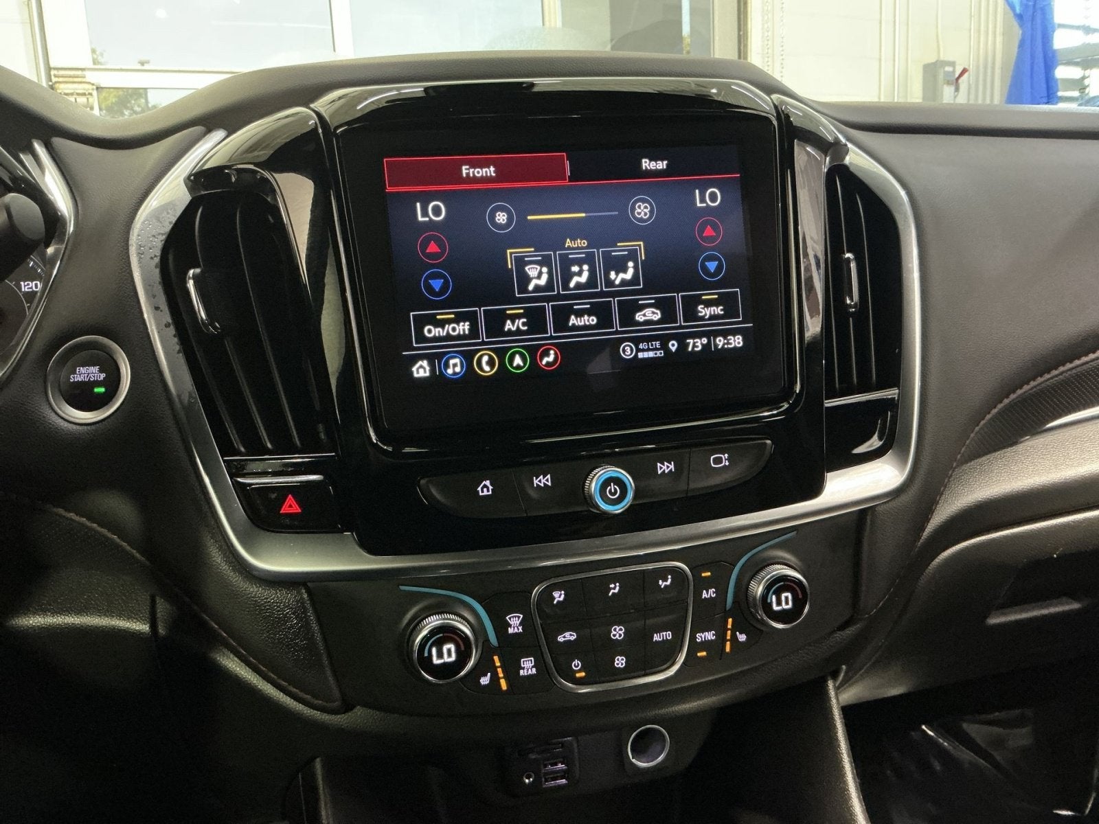 2023 Chevrolet Traverse RS