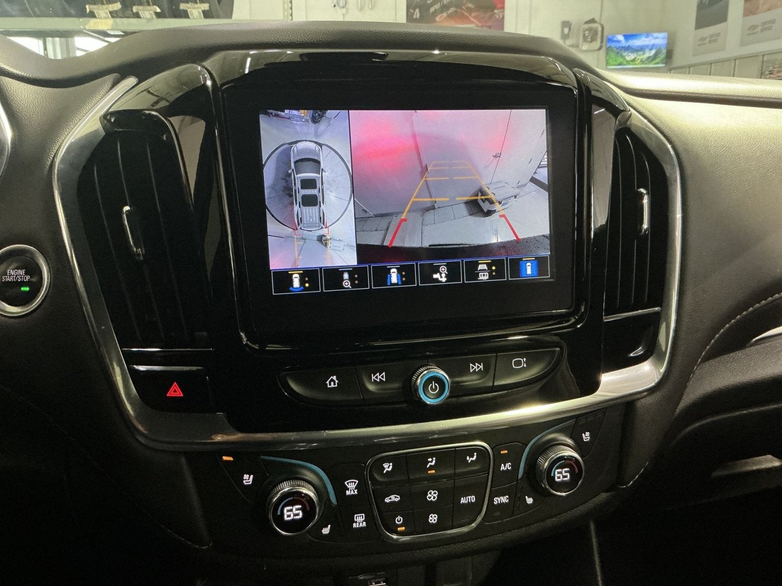 2023 Chevrolet Traverse Premier