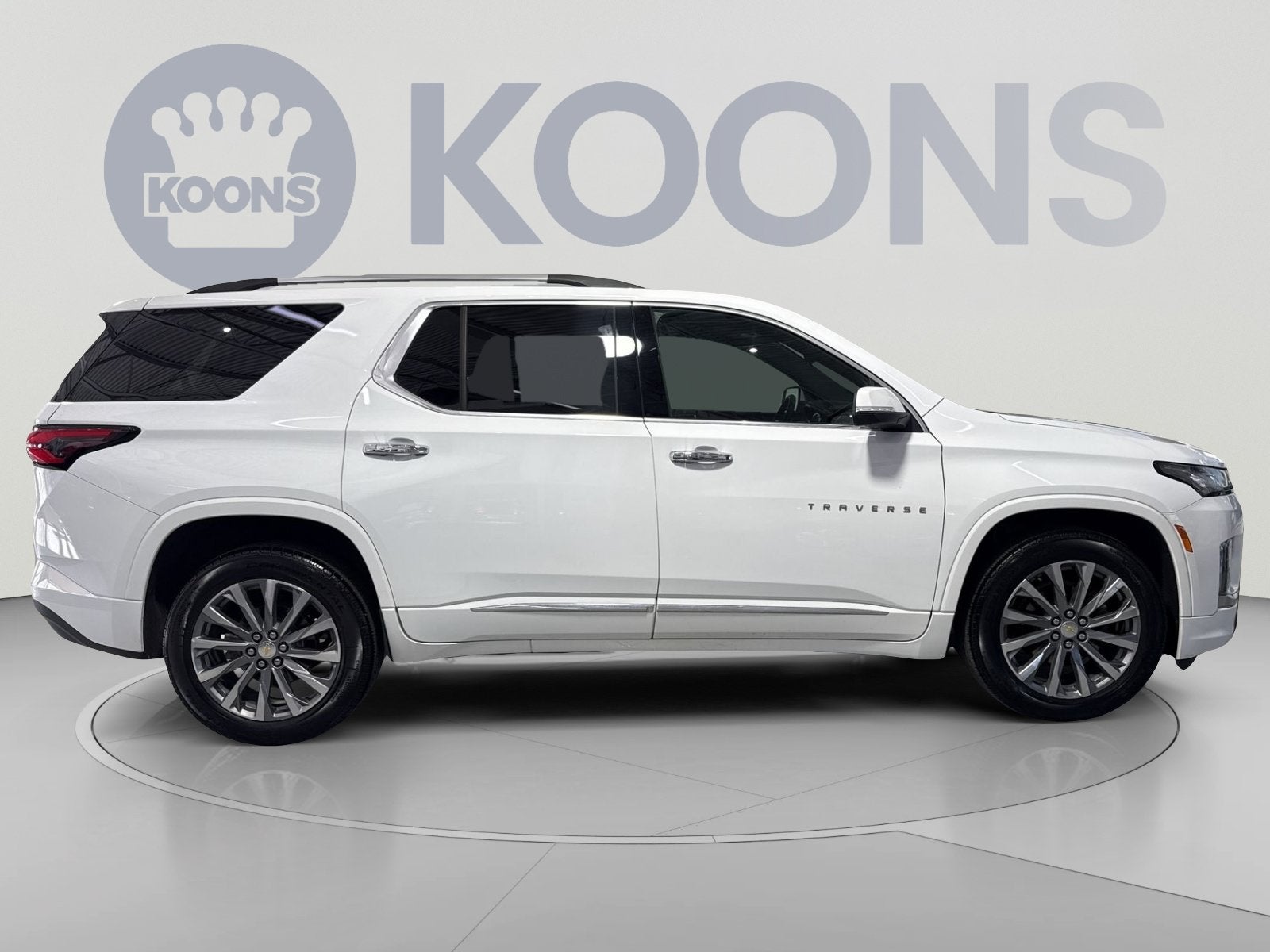 2023 Chevrolet Traverse Premier