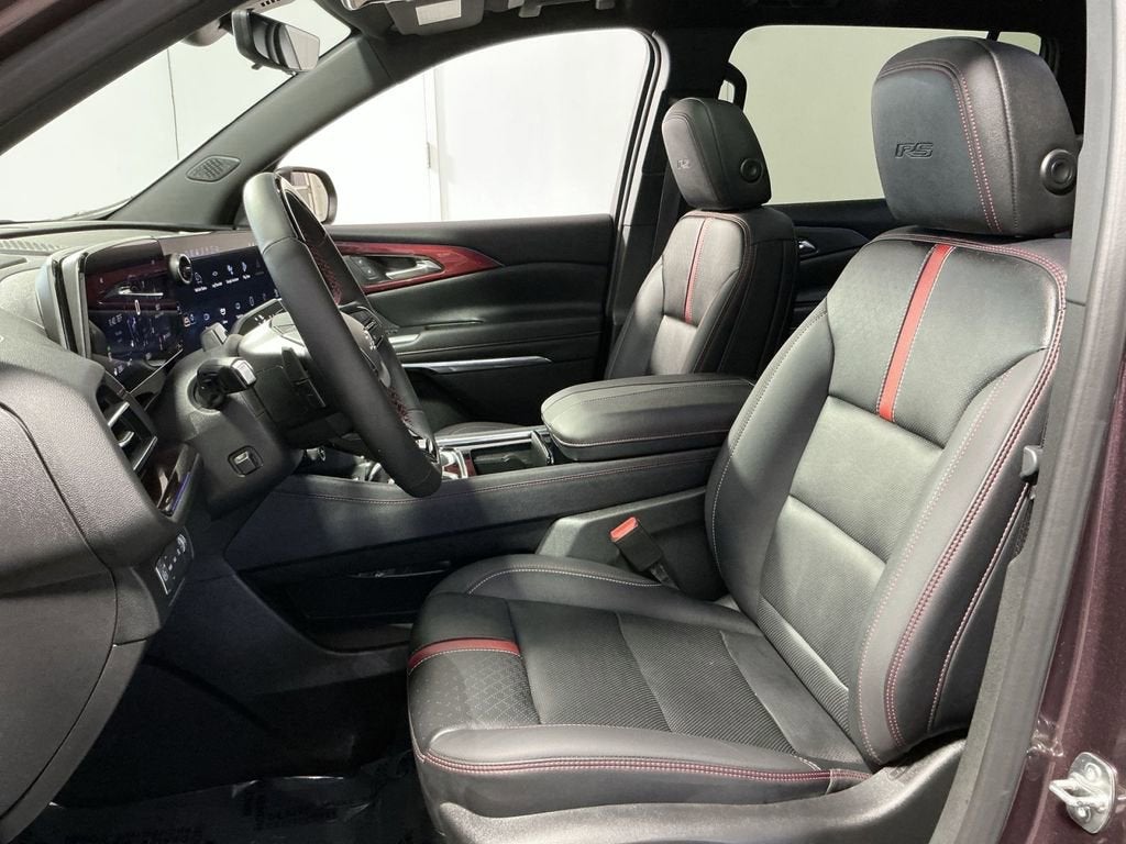 2025 Chevrolet Traverse RS