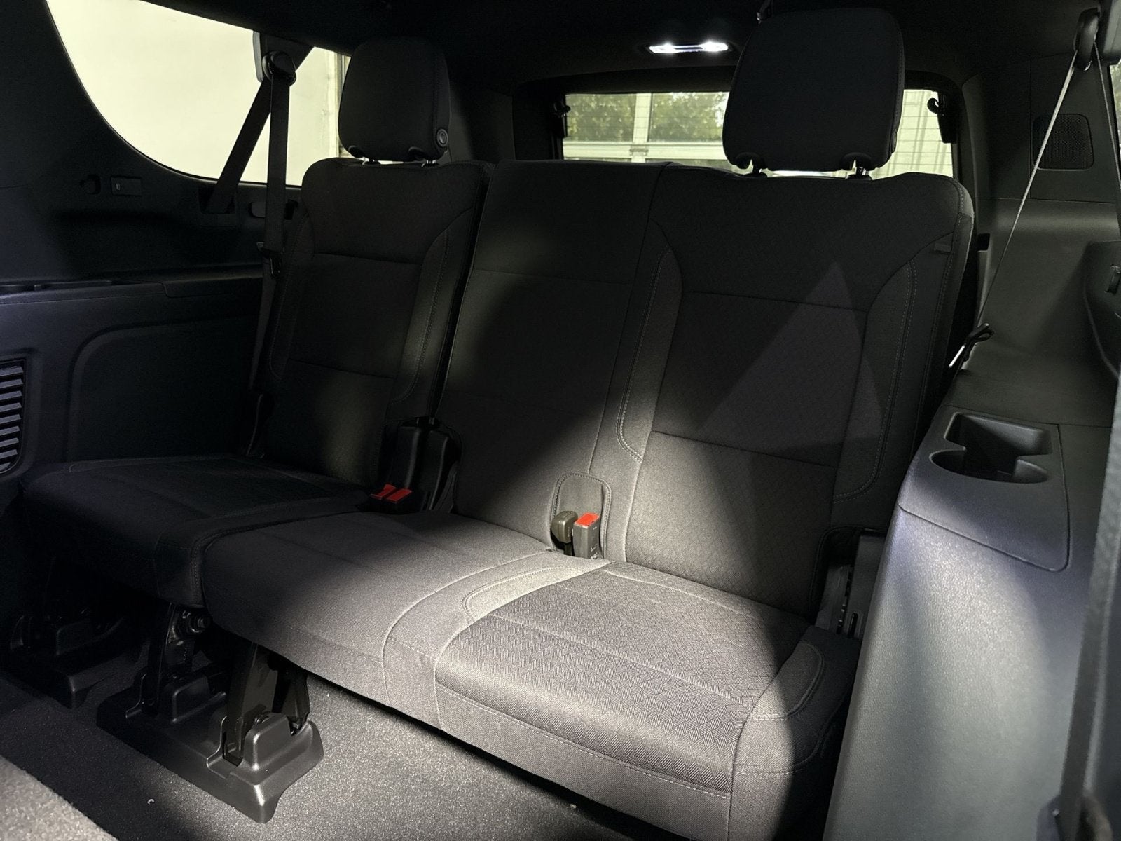 2026 Chevrolet Suburban LS - Photo 23