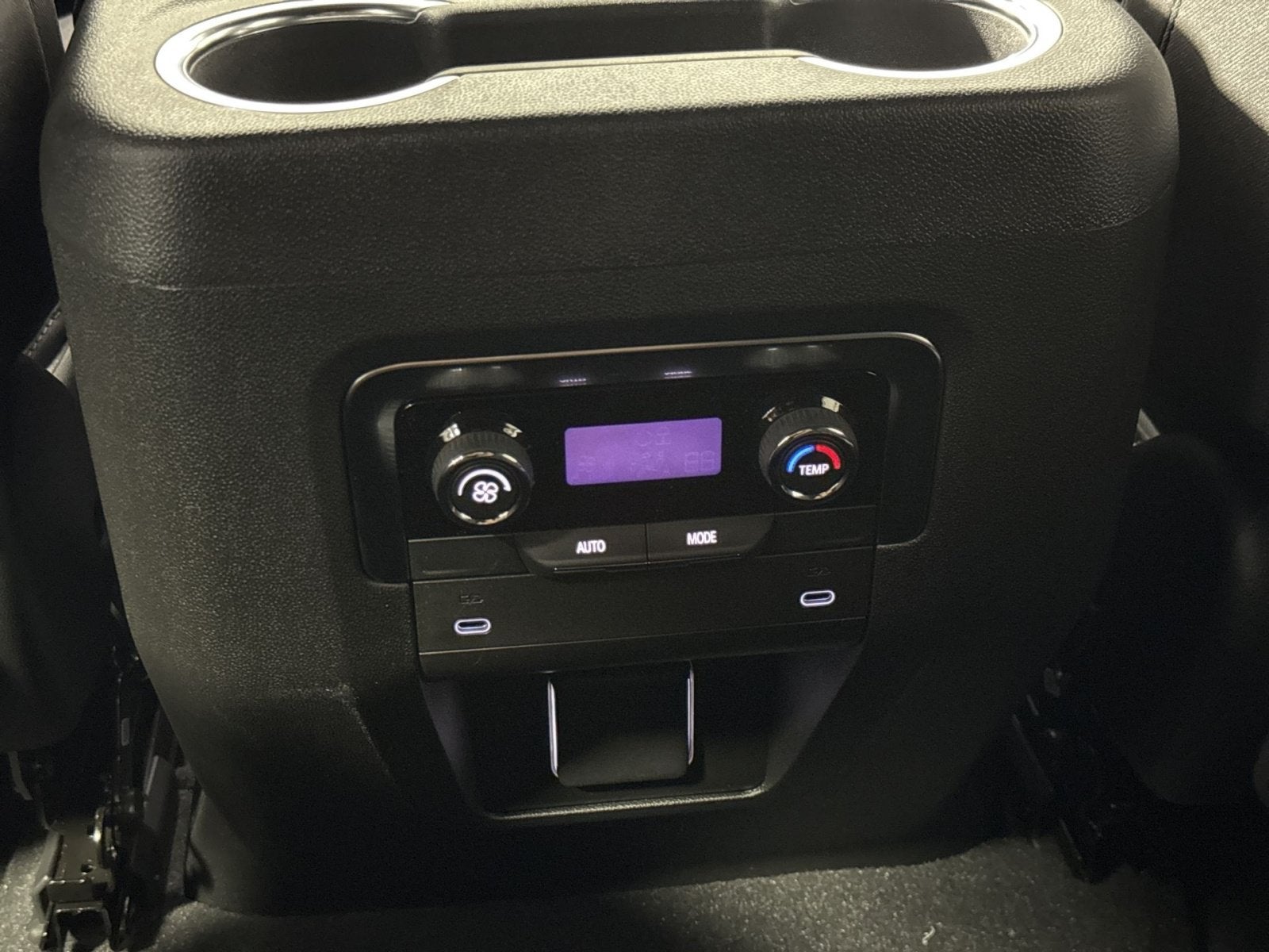 2026 Chevrolet Suburban LS - Photo 28