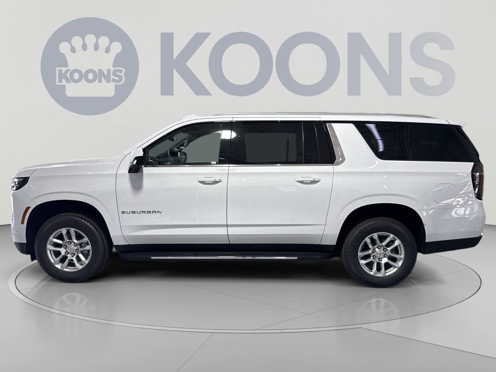 2026 Chevrolet Suburban LS - Photo 5