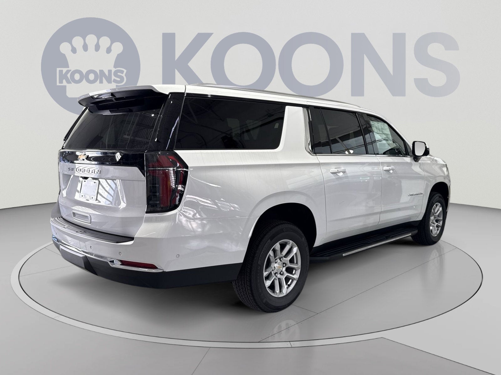 2026 Chevrolet Suburban LS - Photo 8