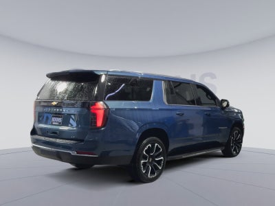 2026 Chevrolet Suburban LT