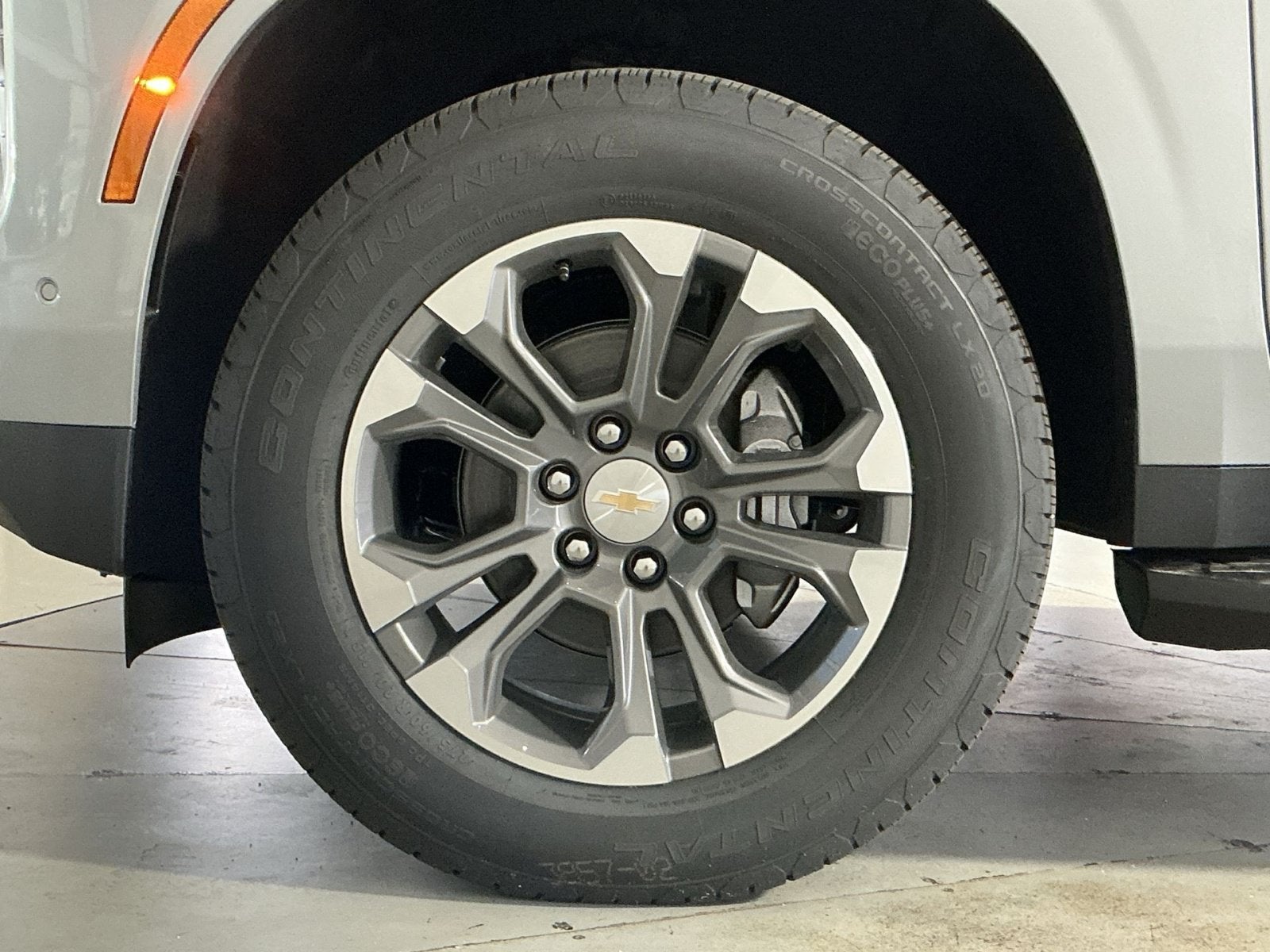 2026 Chevrolet Tahoe LS - Photo 10