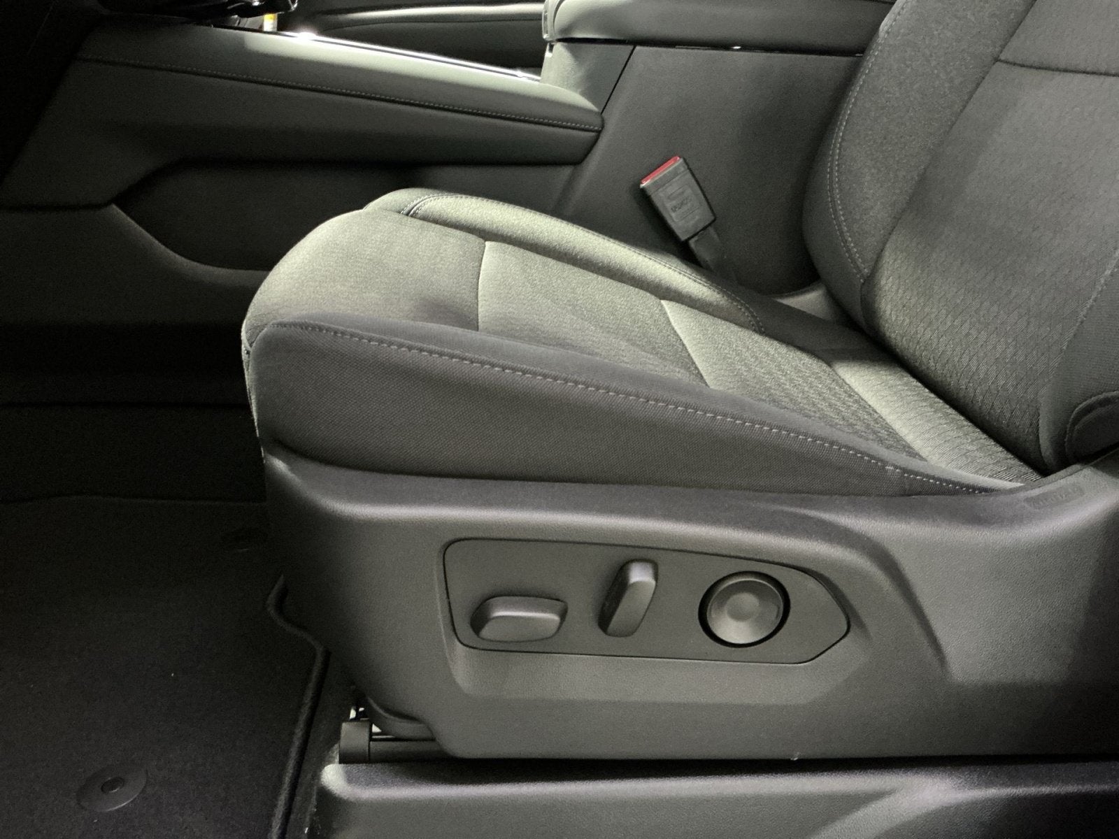 2026 Chevrolet Tahoe LS - Photo 12