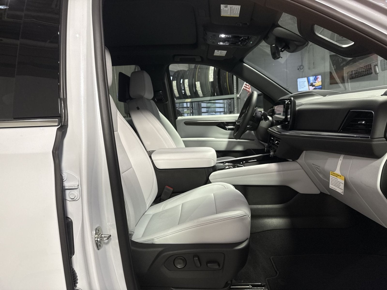 2026 Chevrolet Tahoe Premier - Photo 25