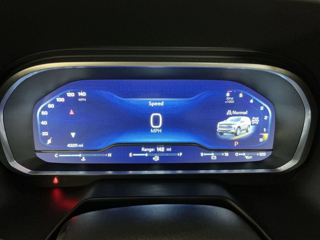 2023 Chevrolet Suburban RST