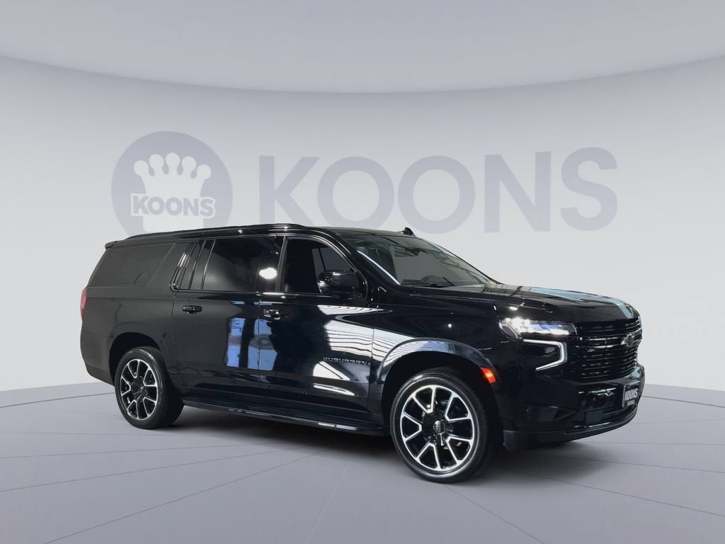2023 Chevrolet Suburban RST