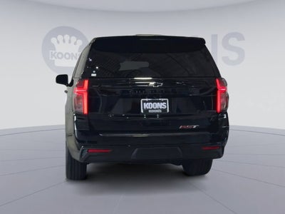 2023 Chevrolet Suburban RST