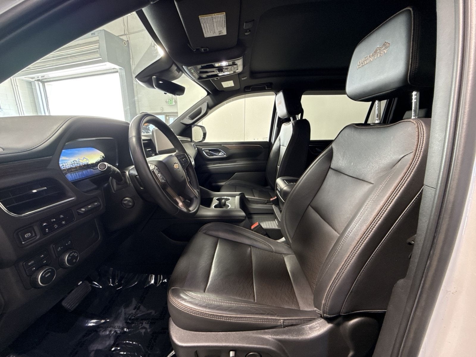 2023 Chevrolet Suburban High Country