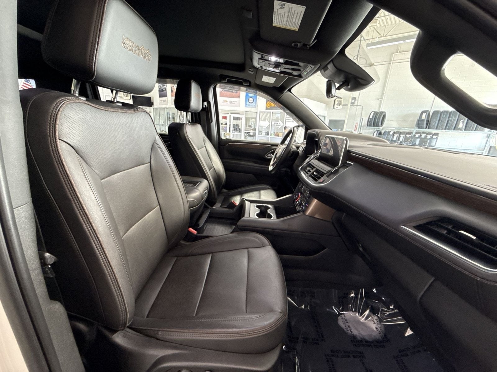 2023 Chevrolet Suburban High Country