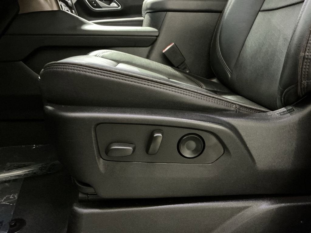 2022 Chevrolet Suburban High Country