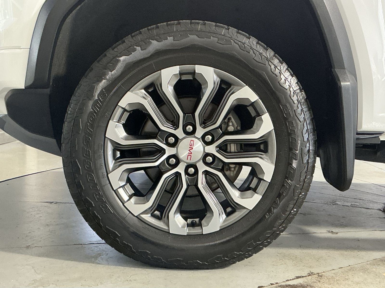 2023 GMC Canyon Denali