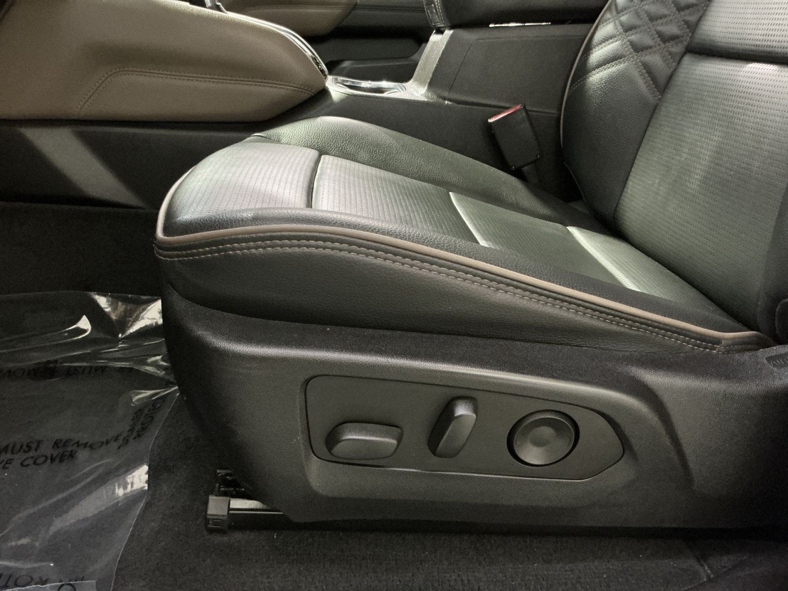 2023 GMC Canyon Denali