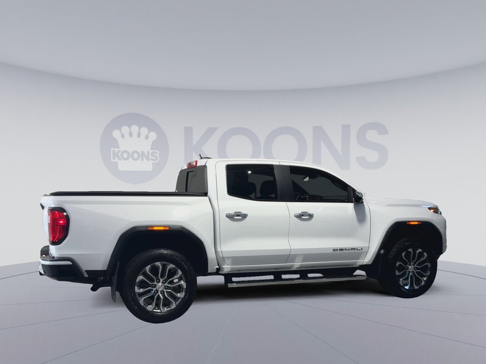 2023 GMC Canyon Denali