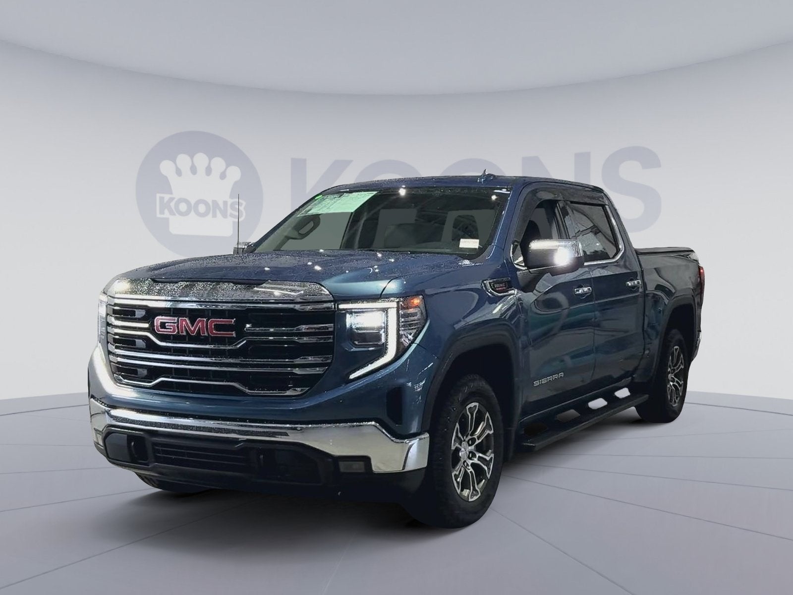 2024 GMC Sierra 1500 SLT