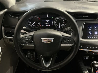 2022 Cadillac XT4 Luxury