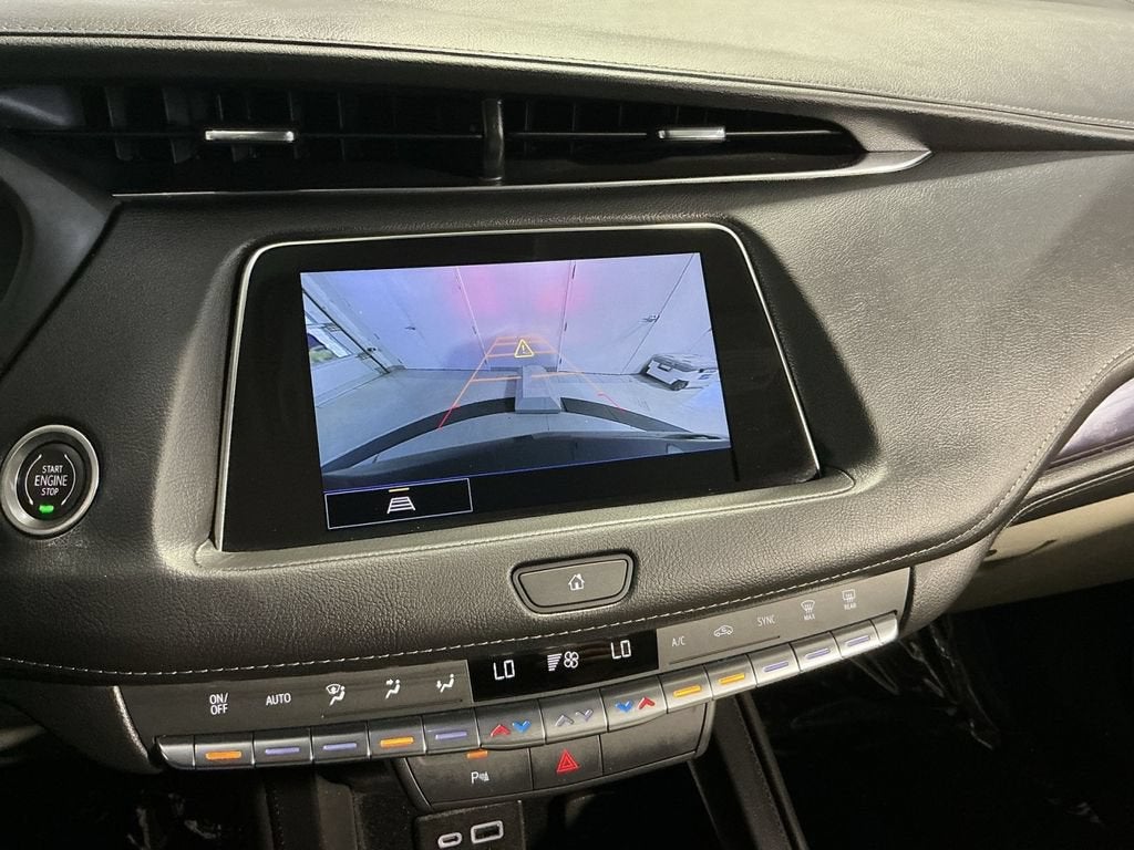 2022 Cadillac XT4 Luxury