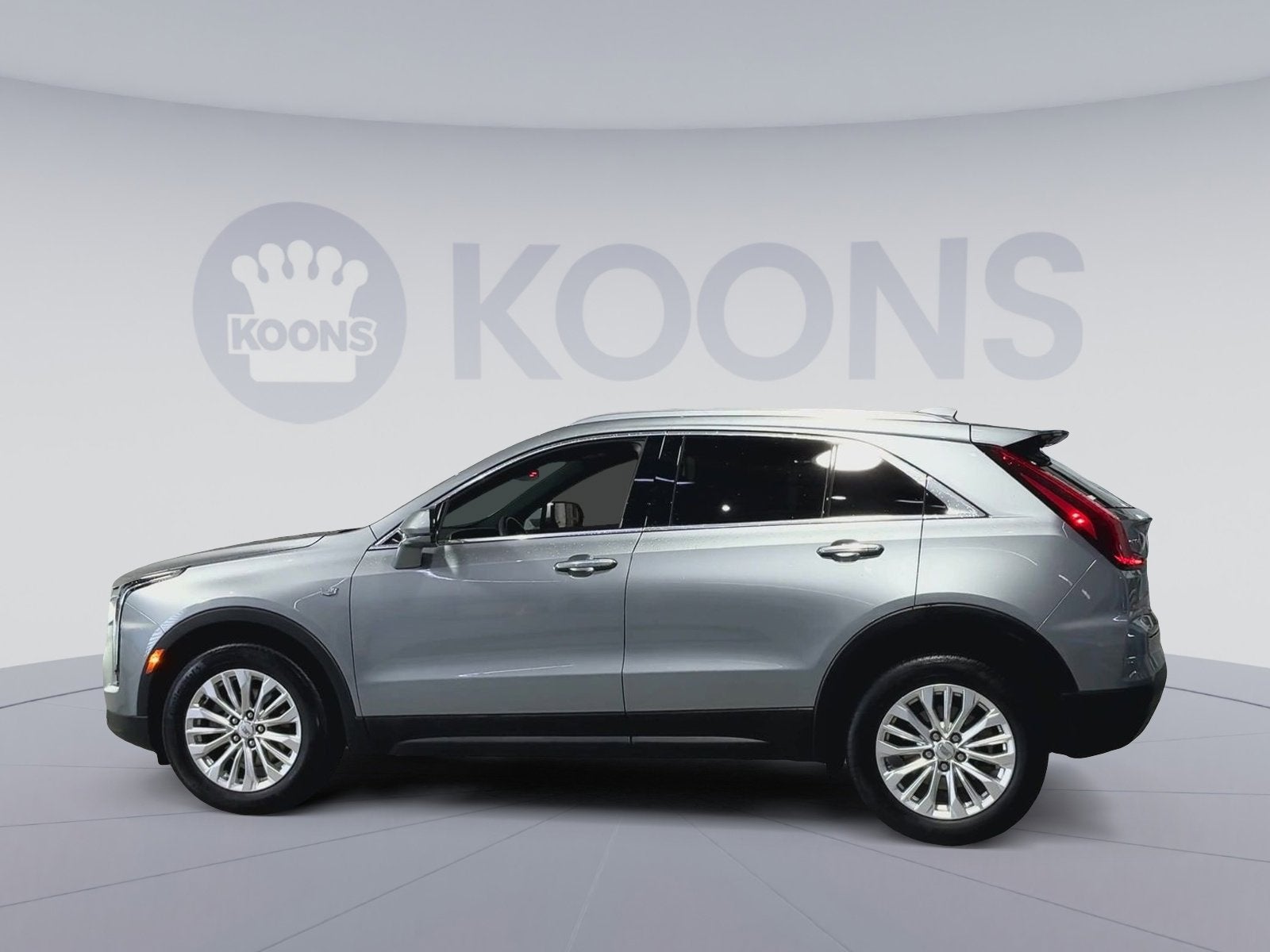 2024 Cadillac XT4 Luxury