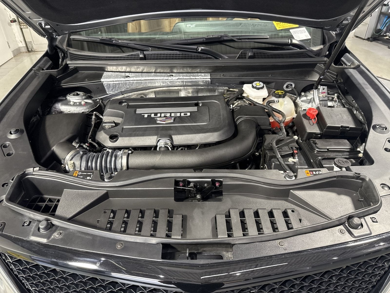 2025 Cadillac XT4 Sport