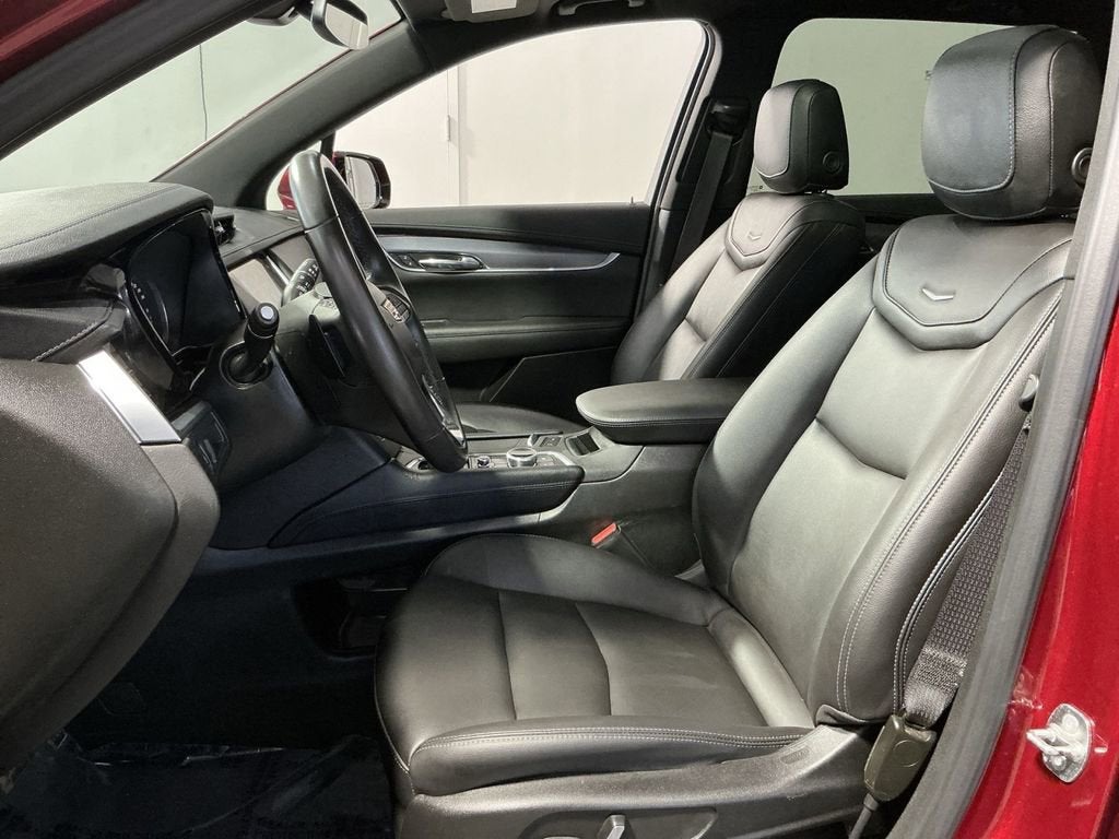 2024 Cadillac XT6 Luxury