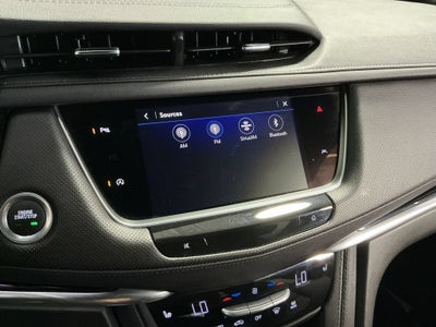 2025 Cadillac XT6 Luxury