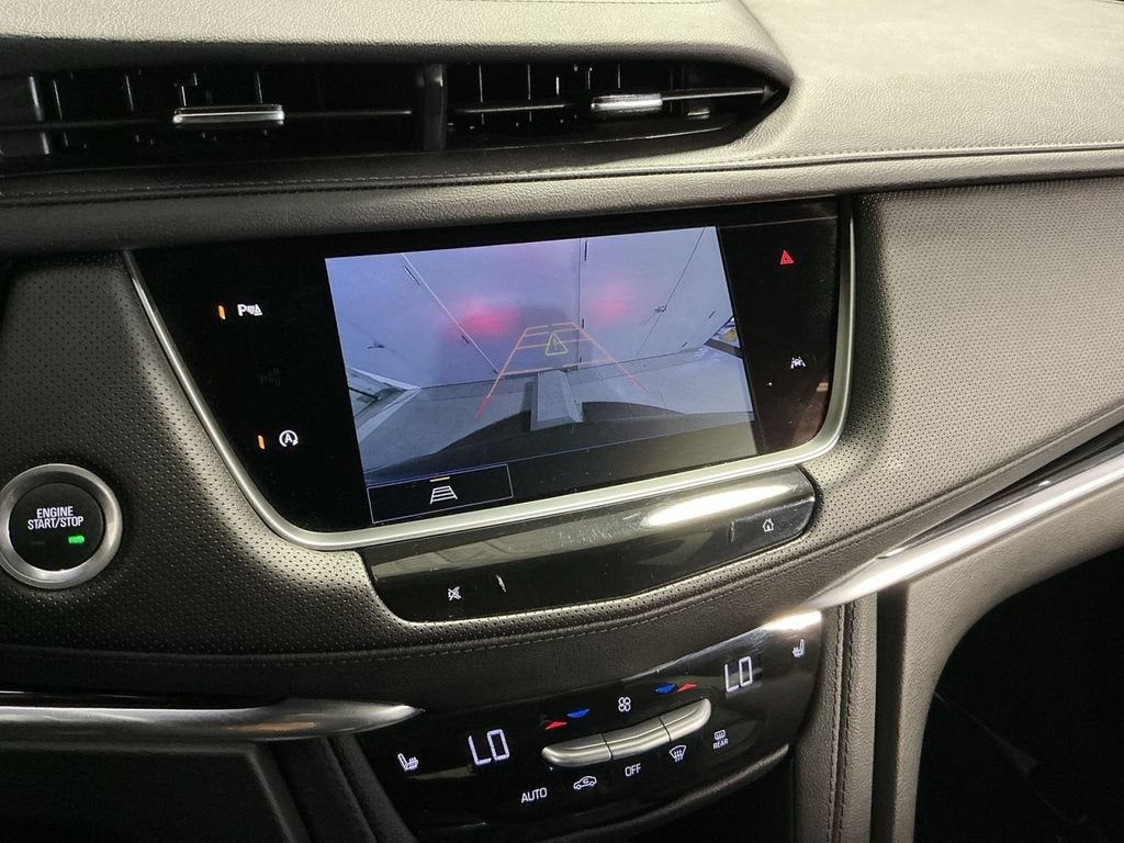 2025 Cadillac XT6 Luxury