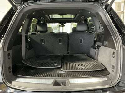 2025 Cadillac XT6 Luxury