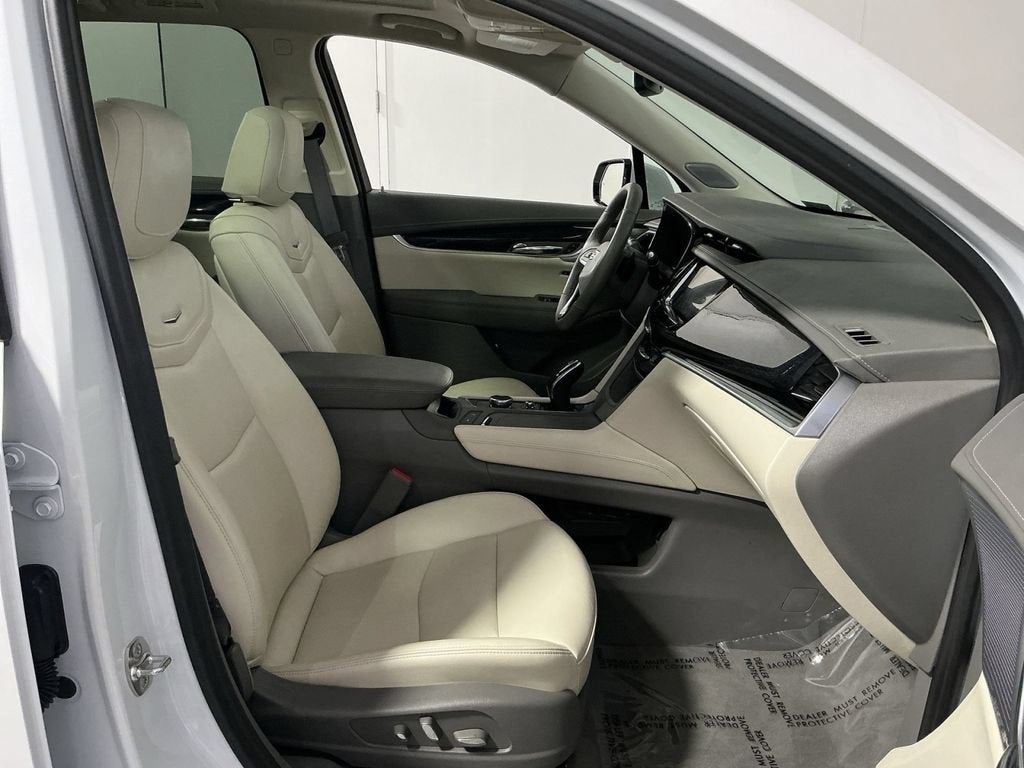 2025 Cadillac XT6 Premium Luxury