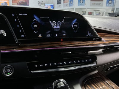 2024 Cadillac Escalade Premium Luxury