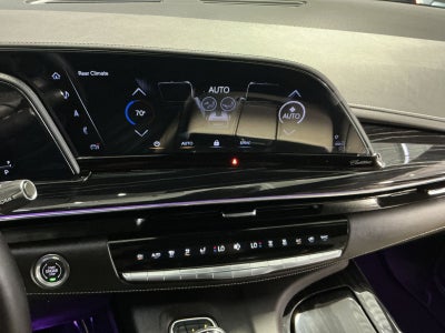 2024 Cadillac Escalade Sport