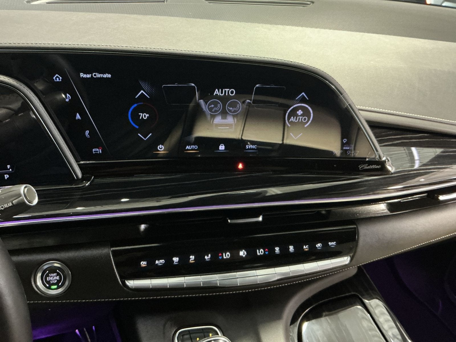 2024 Cadillac Escalade Sport