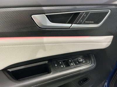 2025 Volkswagen Atlas Cross Sport 2.0T SEL Premium R-Line